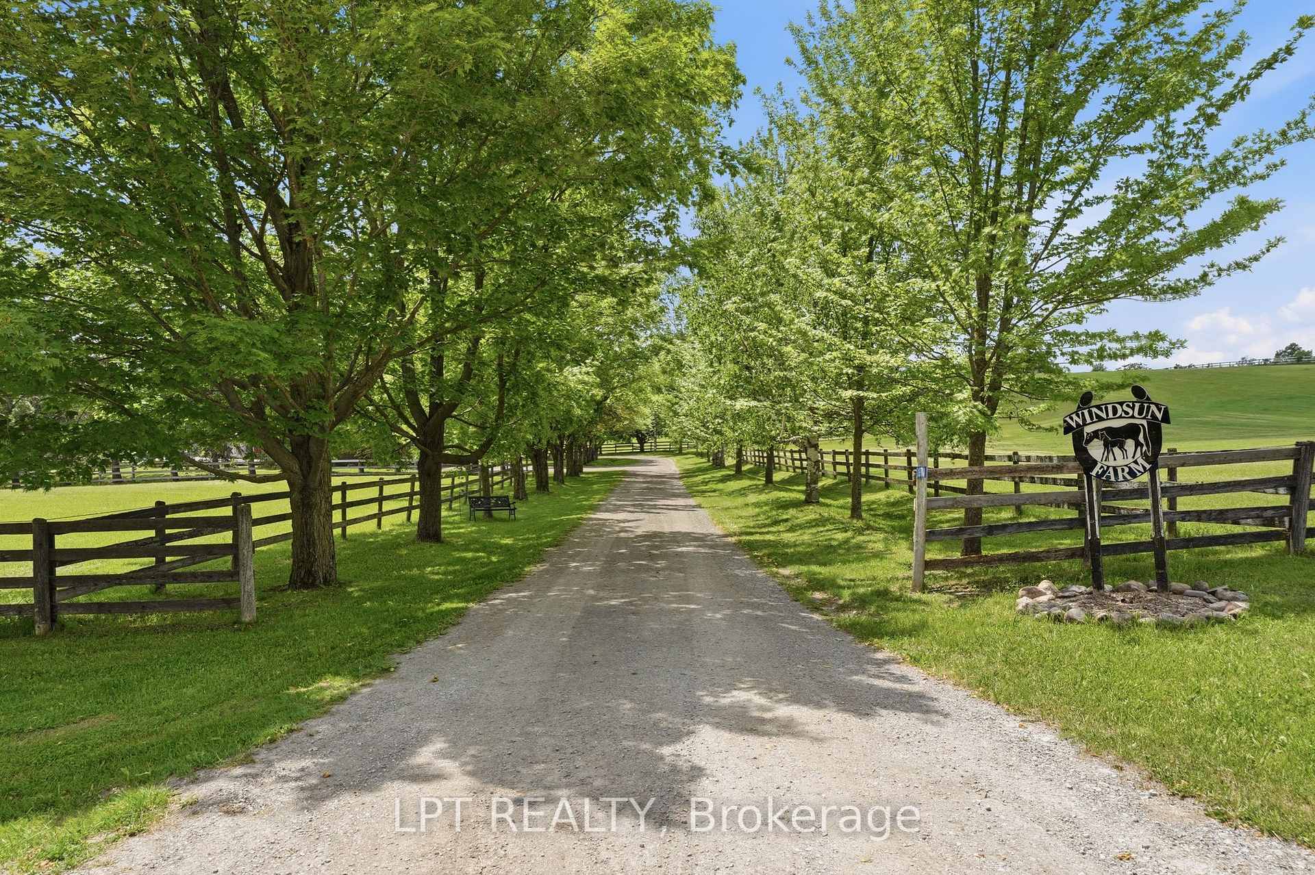 19700 Marsh Hill Road, Scugog, ON, exterior