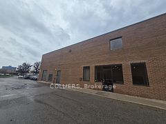 16 - 50 West Pearce Street, Richmond Hill, ON, exterior