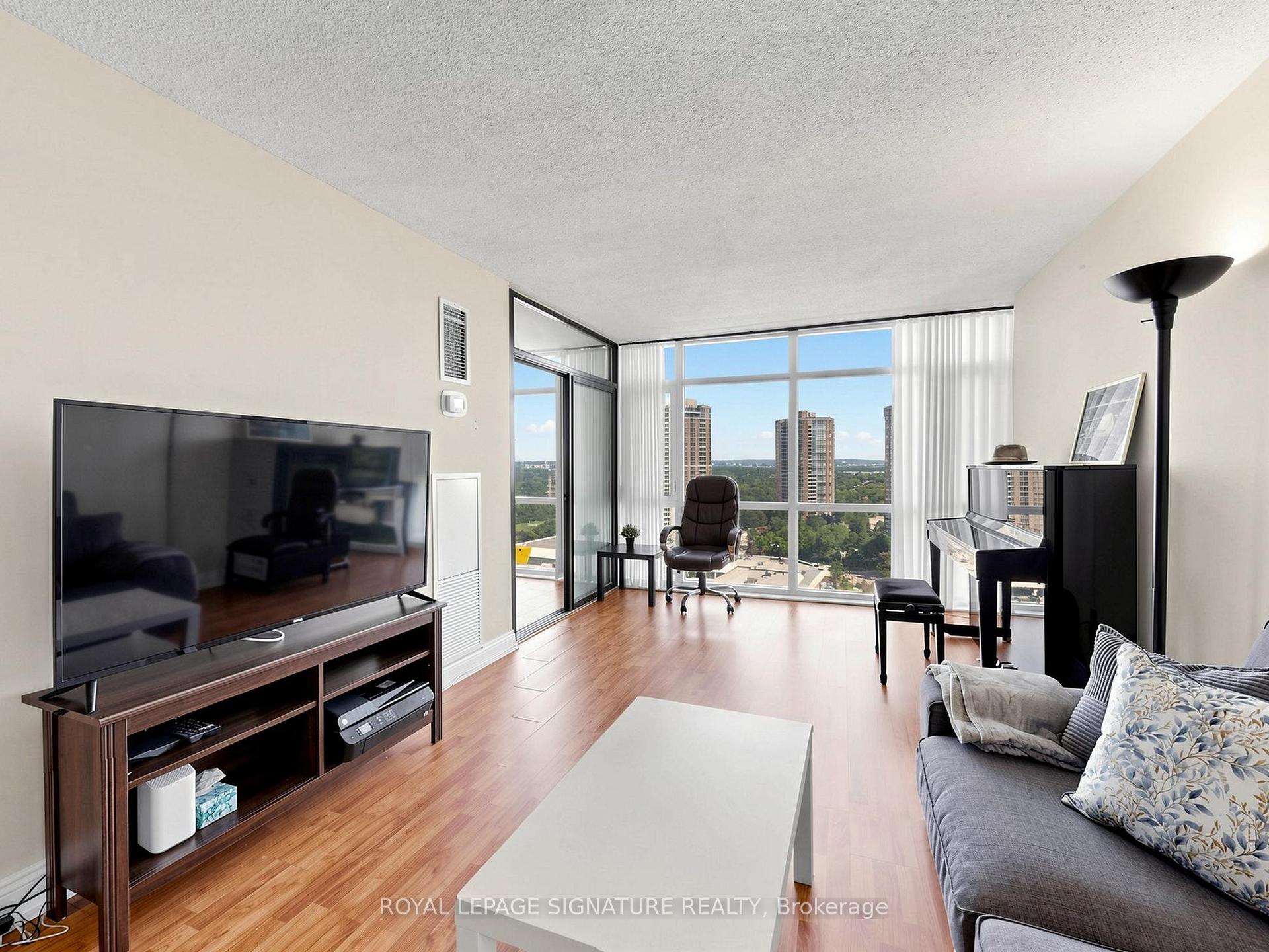 1901 - 1555 Finch Avenue E, Toronto C15, ON, exterior