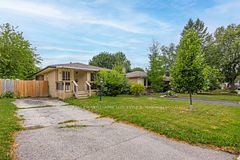 9 Buchan Road, London East, ON, exterior