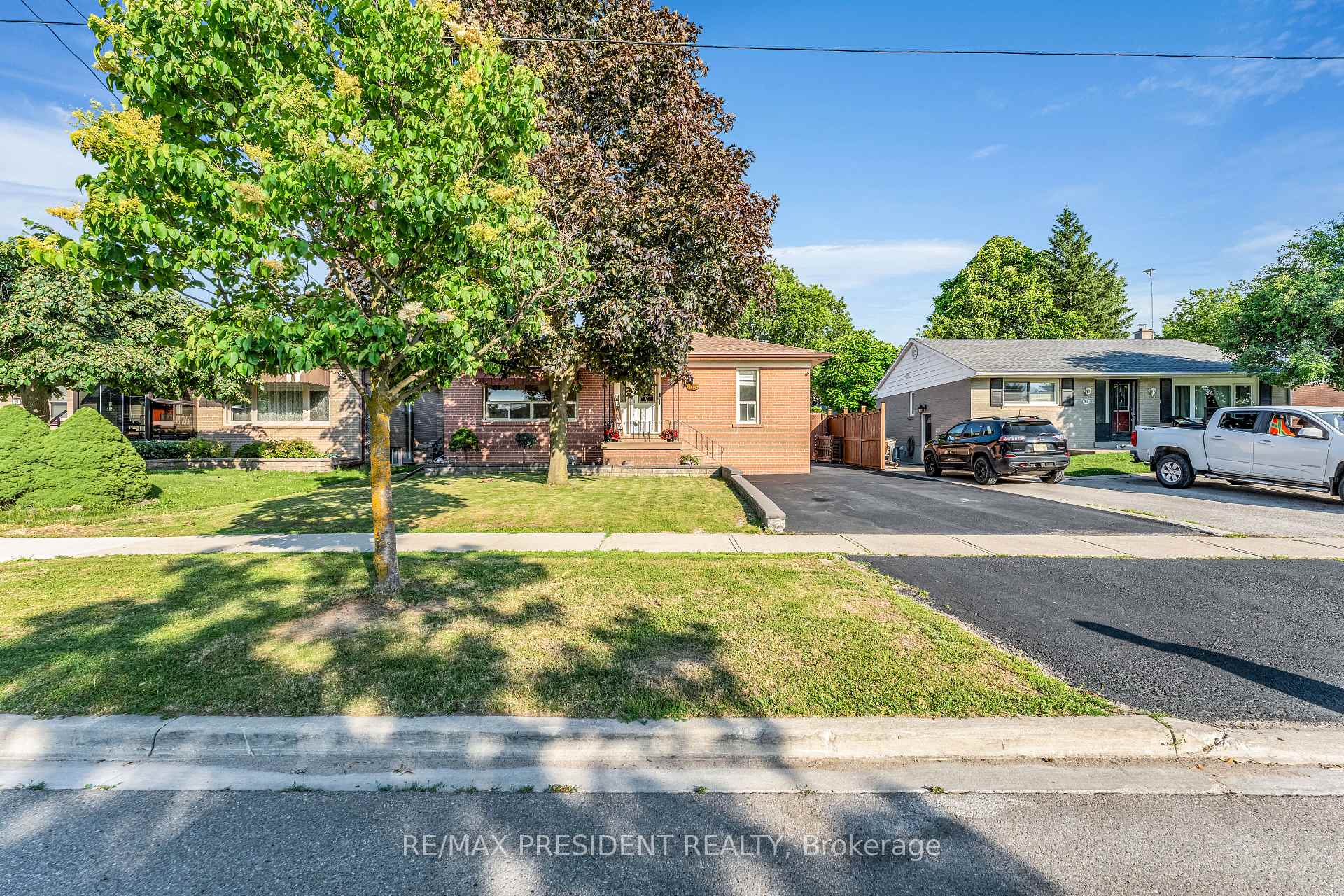 163 Prince Charles Drive, Halton Hills, ON, exterior