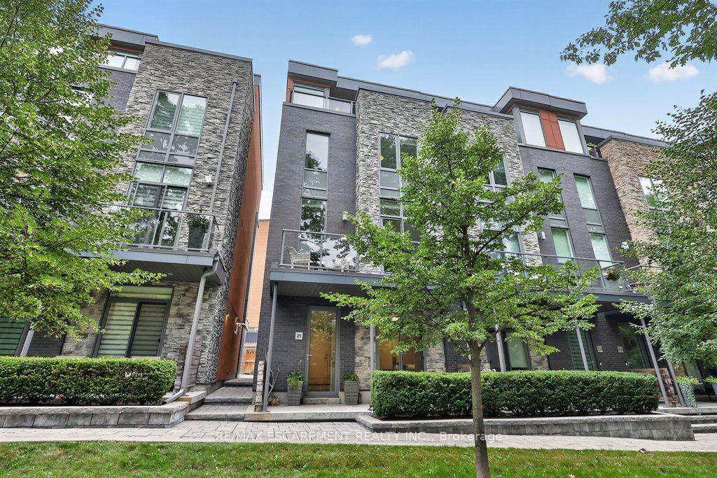 21 Godfreys Lane, Mississauga, ON, exterior