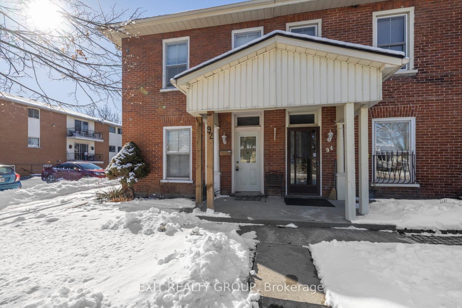 92 Cedar Street, Belleville, ON, exterior