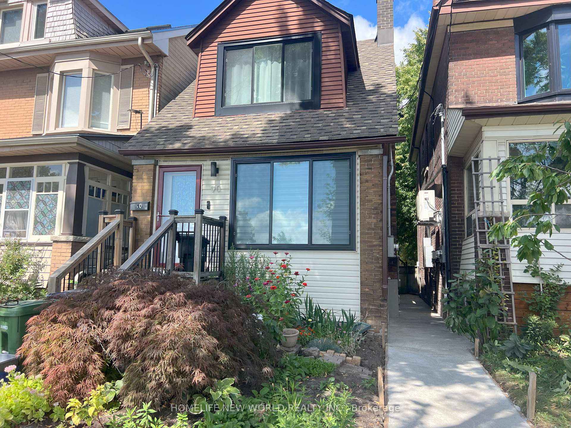 Lower - 90 Oakvale Avenue, Toronto E01, ON, exterior