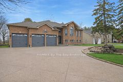 70 Fairway Crescent, Wasaga Beach, ON, exterior