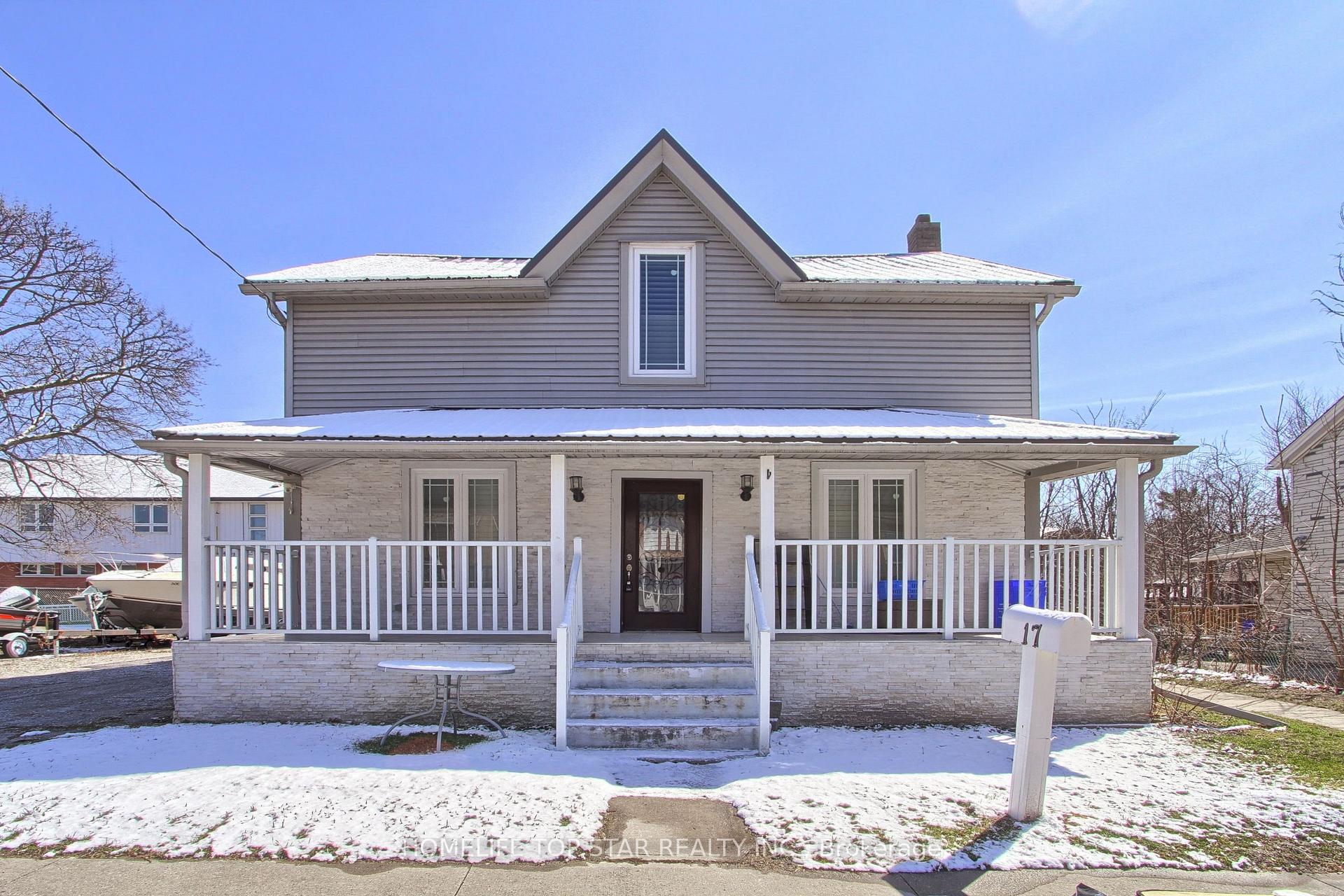 Upper - 17 Royal Street, Oshawa, ON, exterior