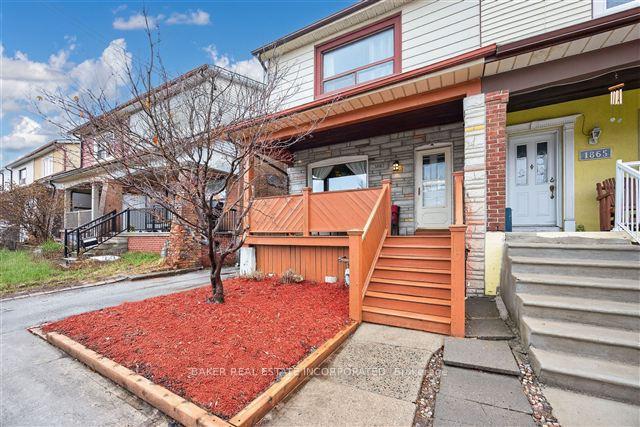 1867 Dufferin Street, Toronto C03, ON, exterior
