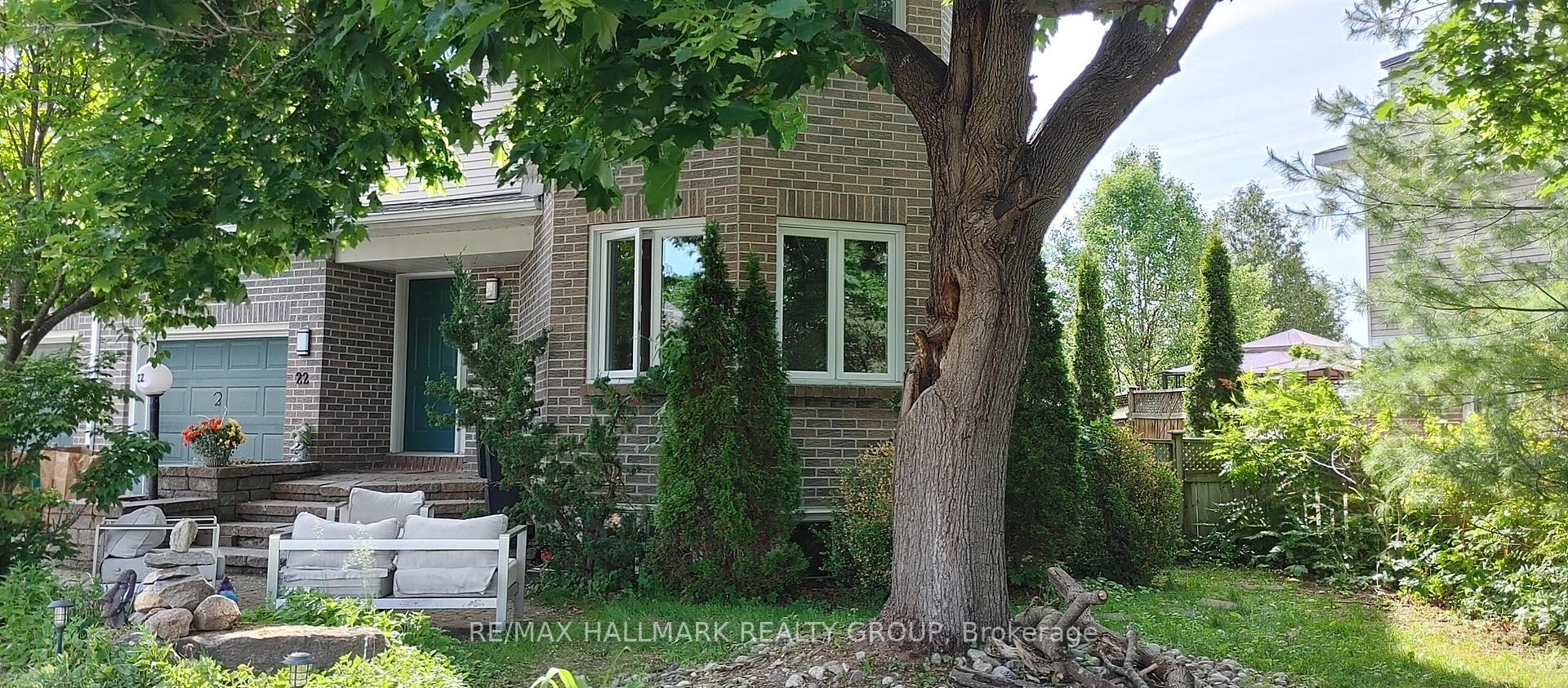 22 Terrace Drive, Bells Corners and South to Fallowfield, ON, exterior