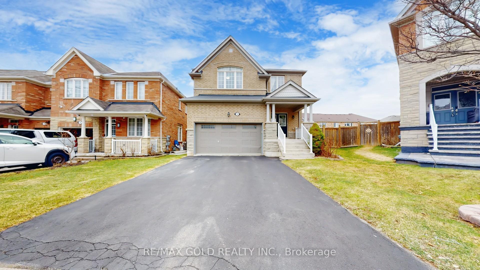 18 Kawana Road, Brampton, ON, exterior