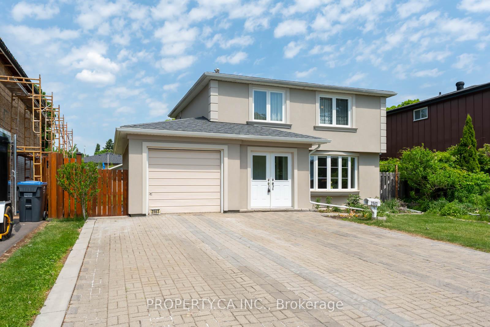 2563 Bromsgrove Road W, Mississauga, ON, exterior