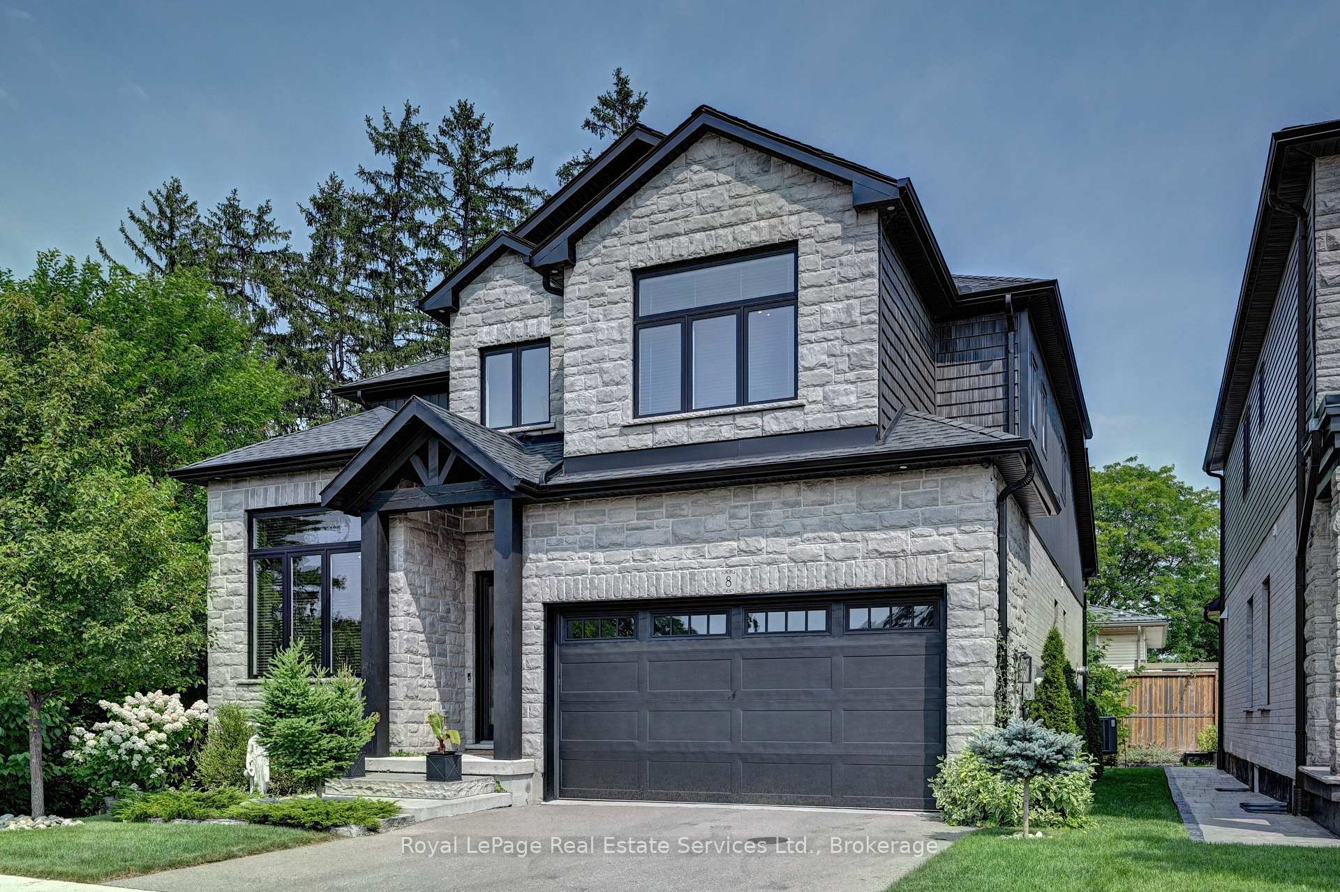 8 - 450 Bridgeport Road, Kitchener, ON, exterior