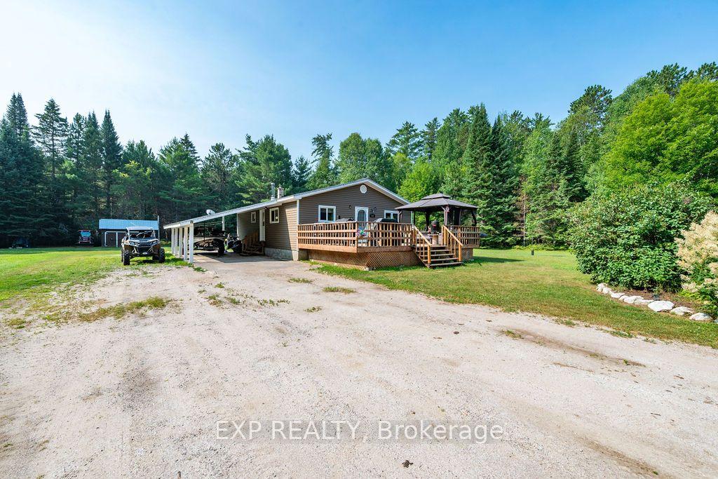 557 Pine Street, Greater Madawaska, ON, exterior