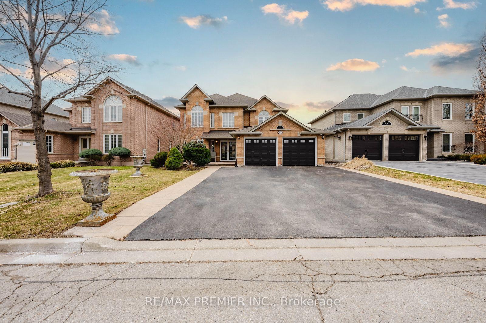 16 St Michele Place, Vaughan, ON, exterior