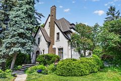 29 Strathgowan Crescent, Toronto C04, ON, exterior