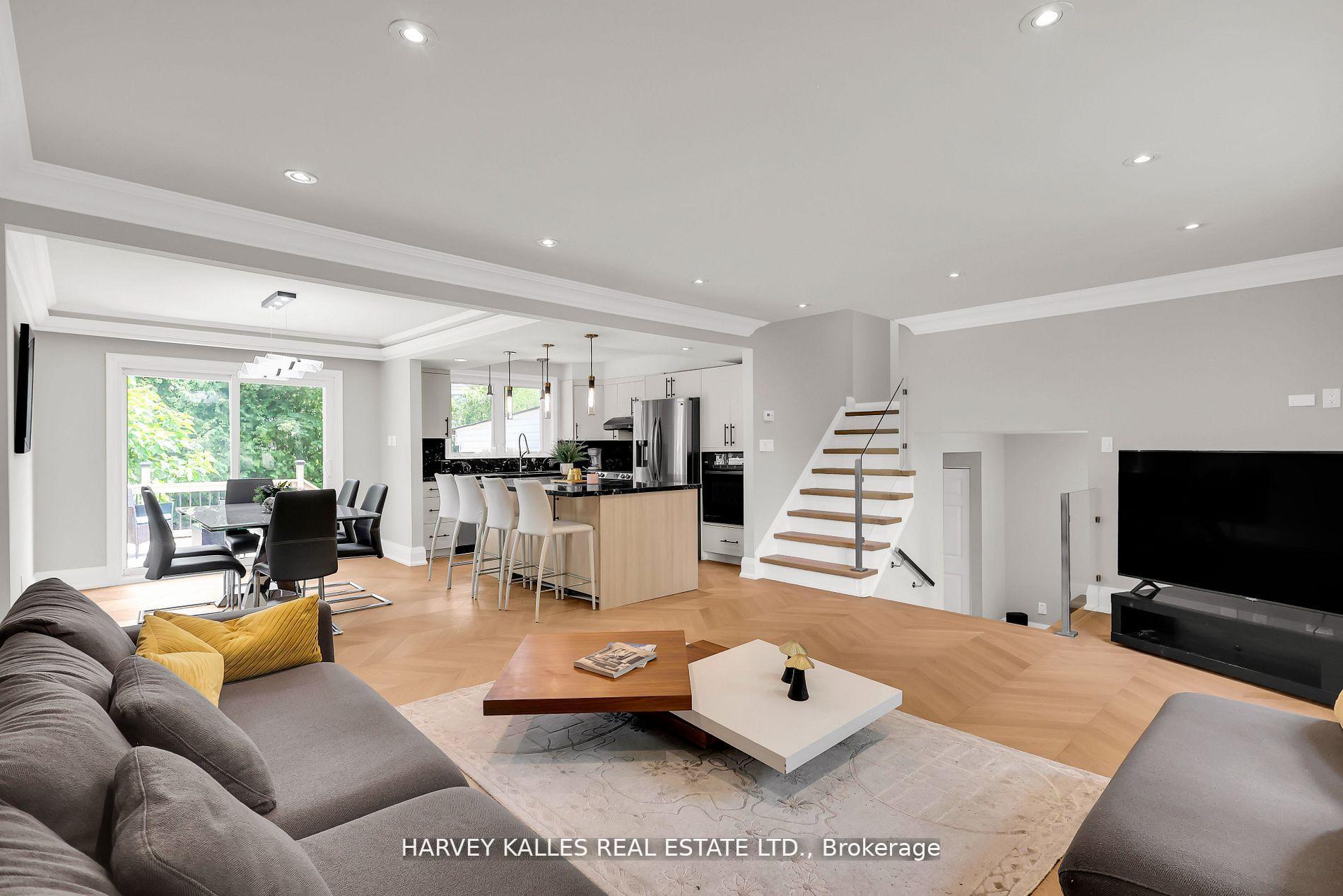 16 Wedgeport Place, Toronto C14, ON, exterior