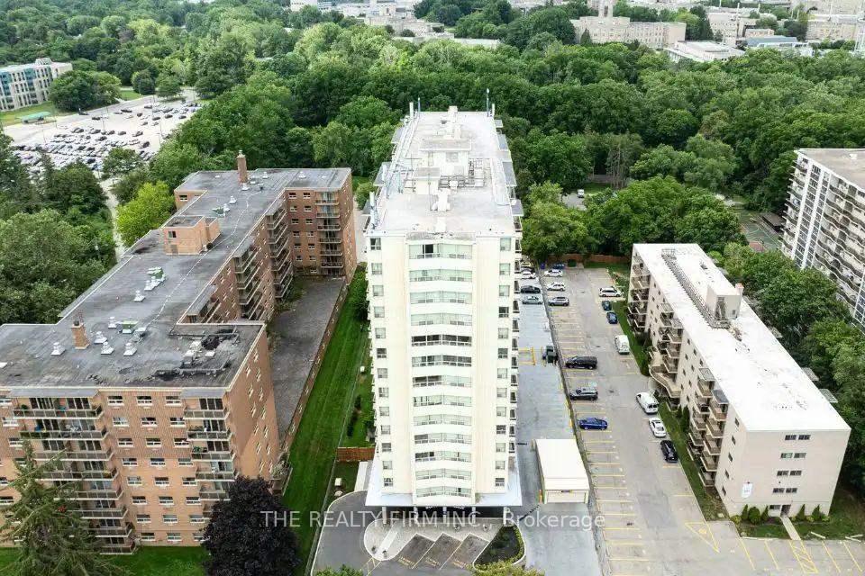 1202 - 1209 Richmond Street, London East, ON, exterior
