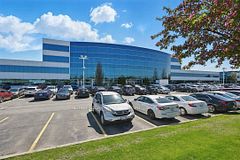 109 - 1100 South Service Road, Hamilton, ON, exterior