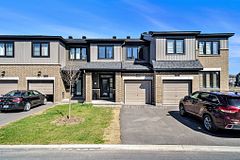 719 DONERAILE Walk, Barrhaven, ON, exterior
