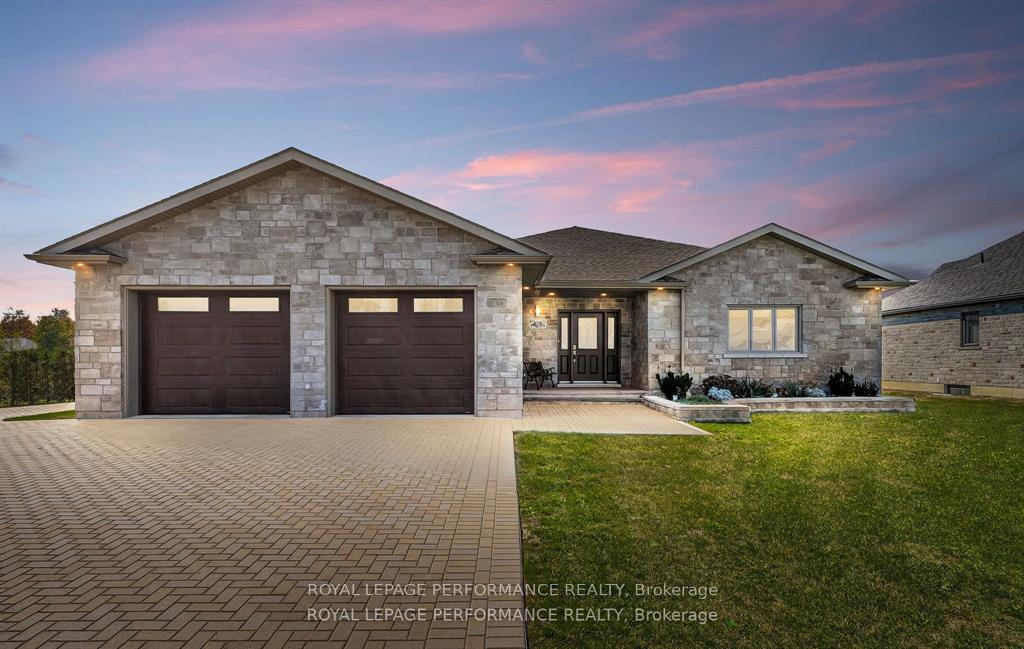 55 Dale Street, South Stormont, ON, exterior
