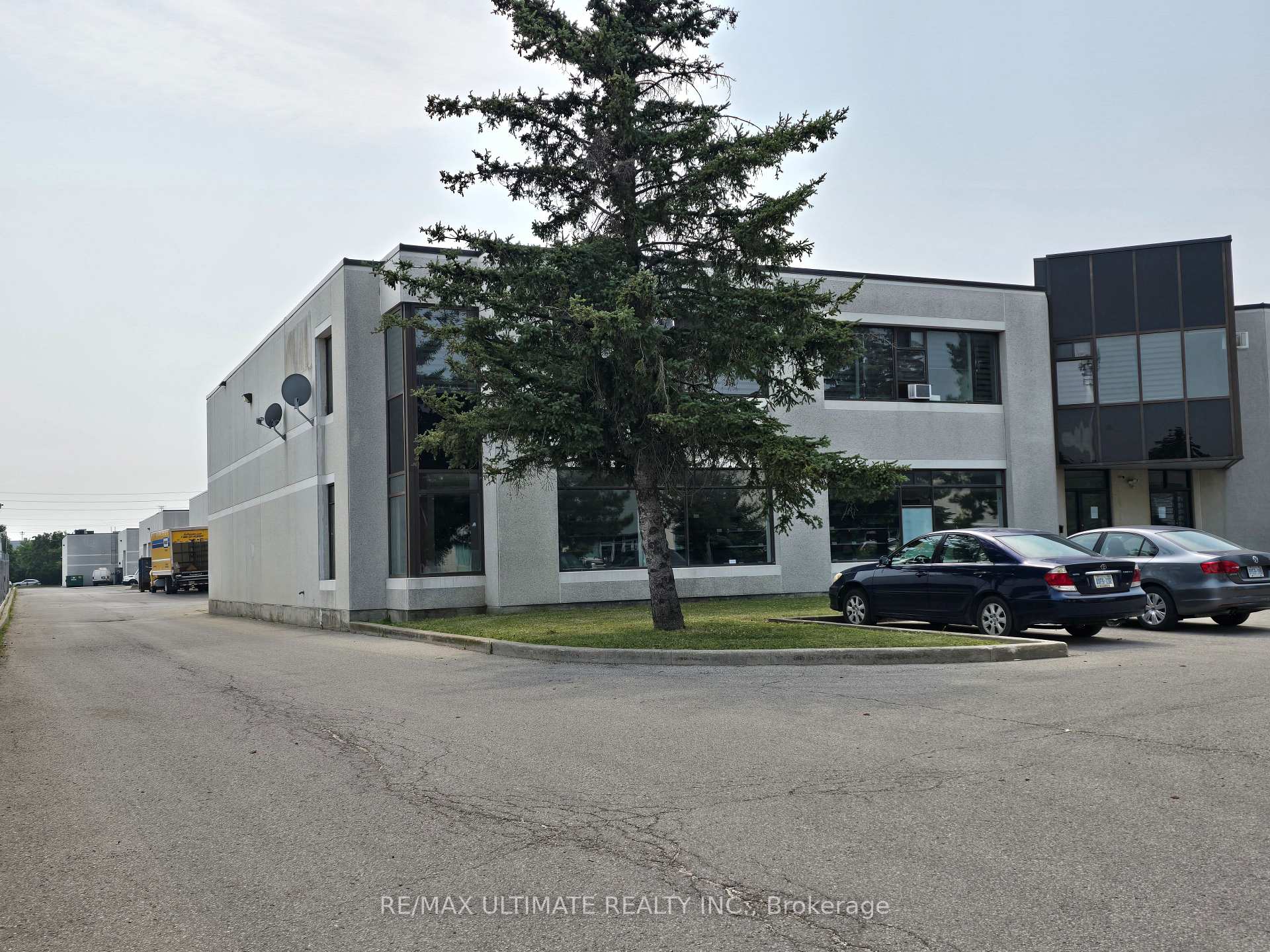 A - 386 Deerhurst Drive, Brampton, ON, exterior