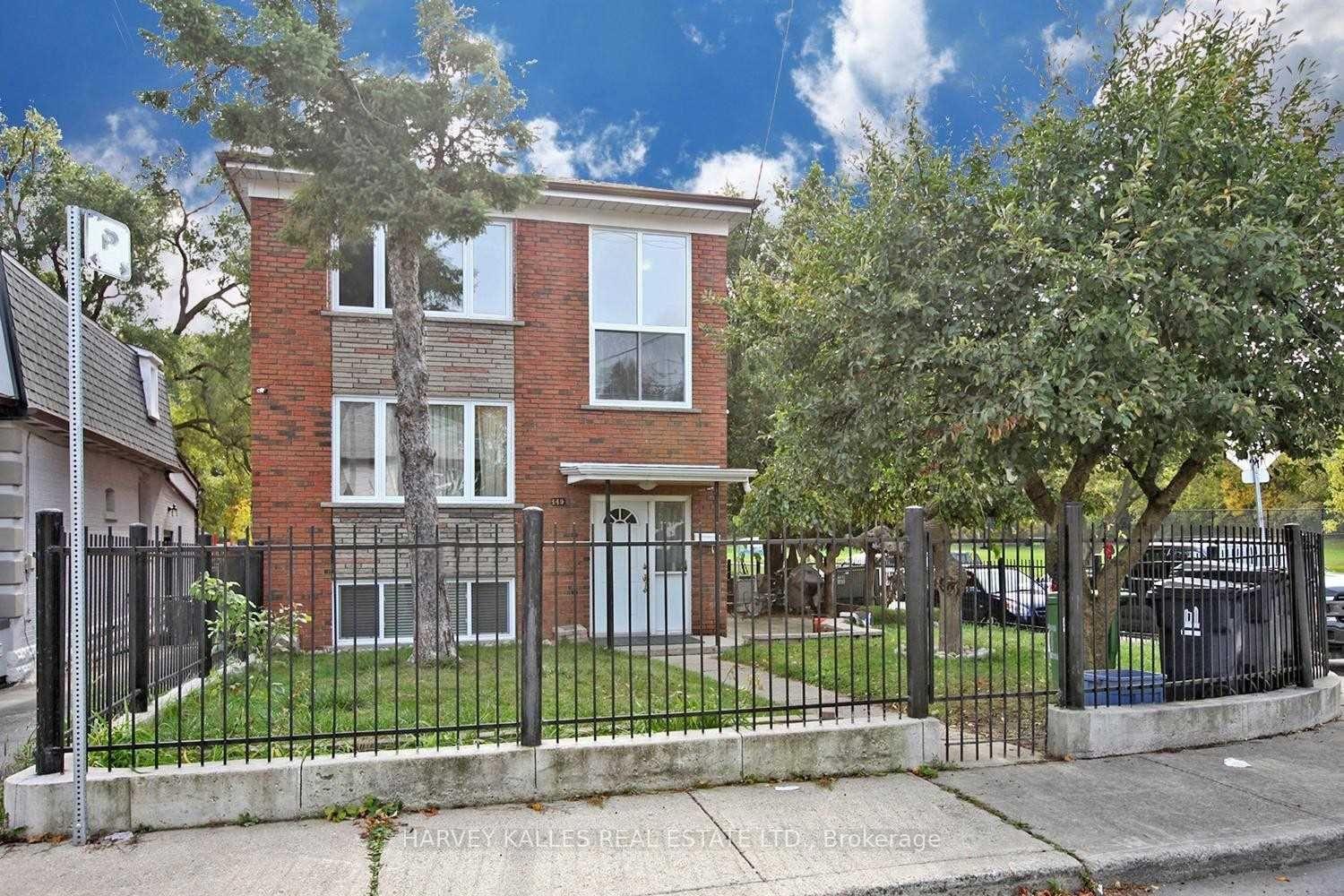 Unit B - 149 Kitchener Avenue, Toronto W03, ON, exterior