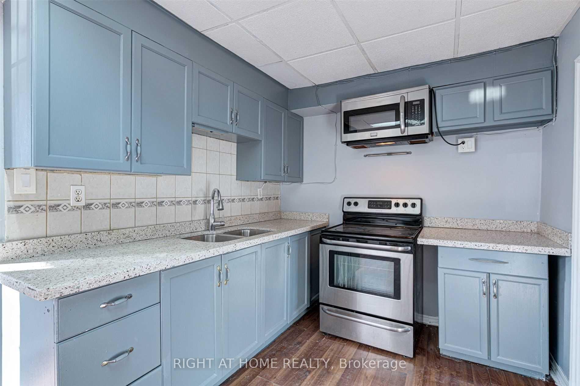 Main Fl - 636 Ormond Drive, Oshawa, ON, exterior