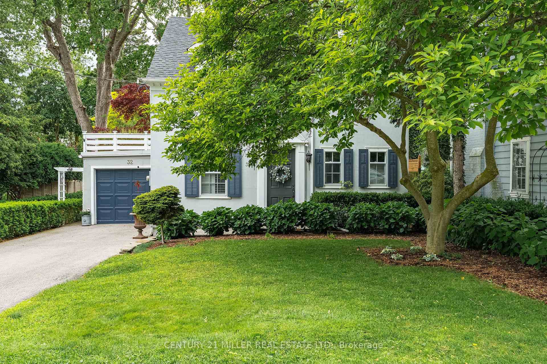 32 Park Avenue, Oakville, ON, exterior