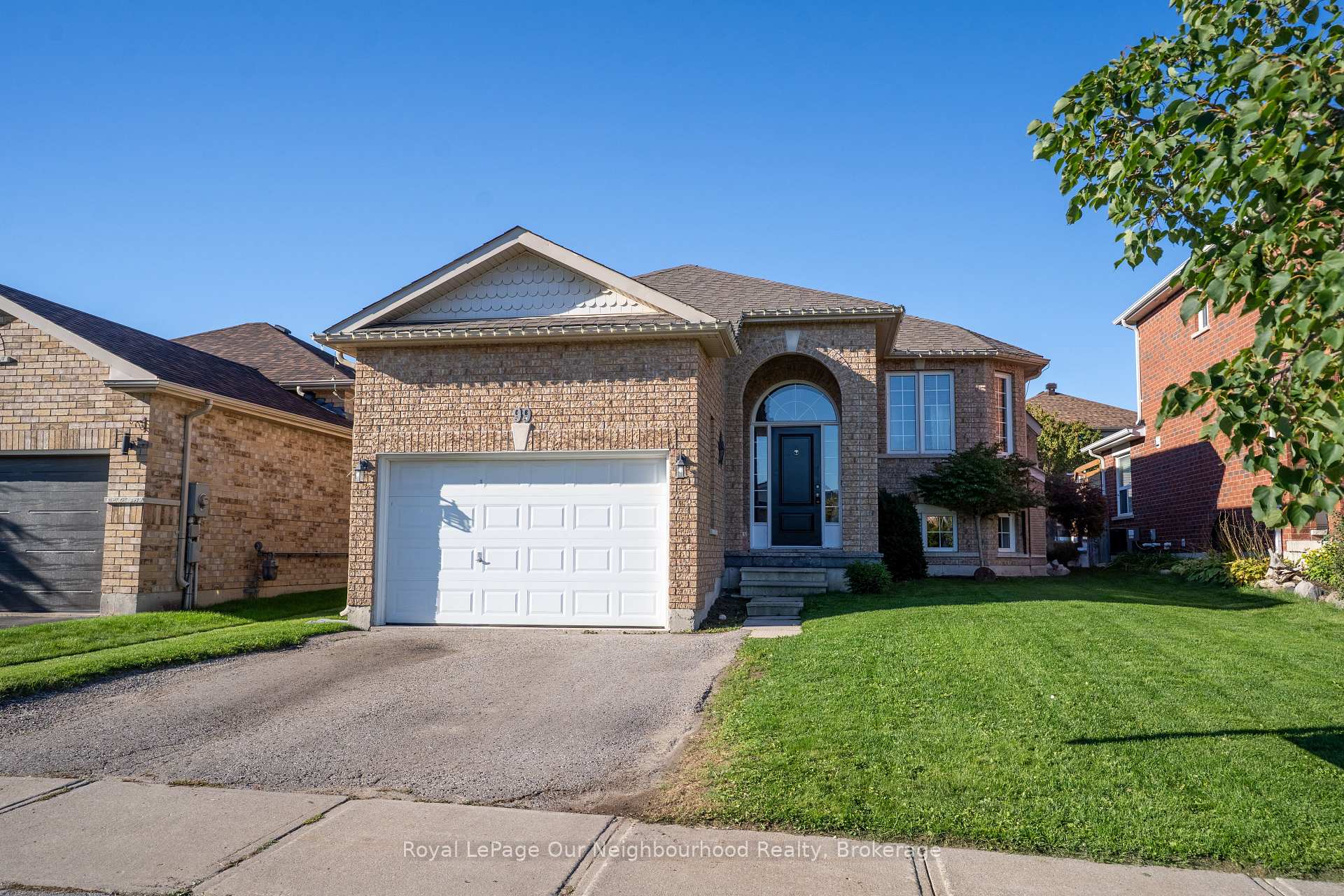 99 SWEETNAM Drive, Kawartha Lakes, ON, exterior