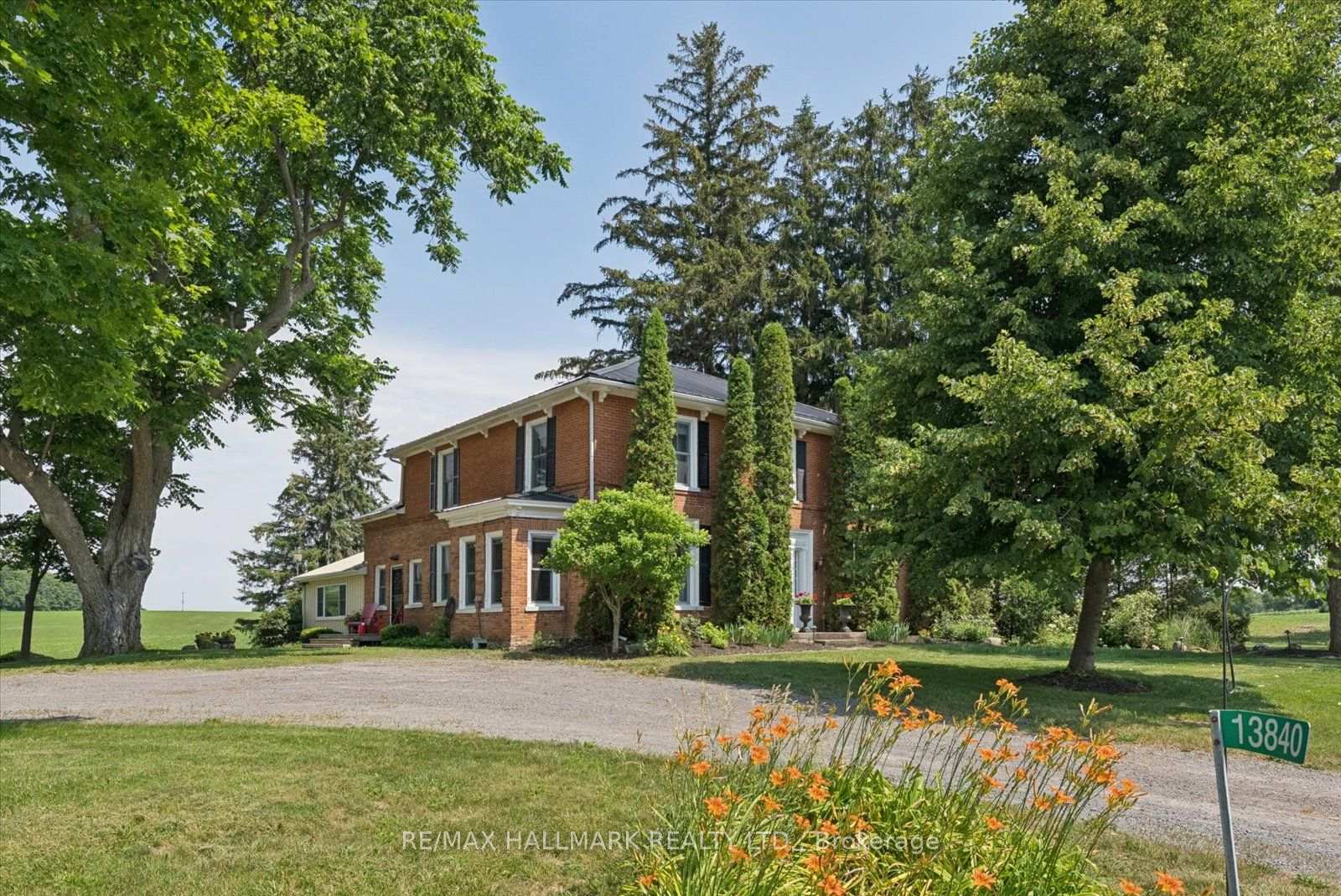 13840 Loyalist Parkway, Prince Edward County, ON, exterior