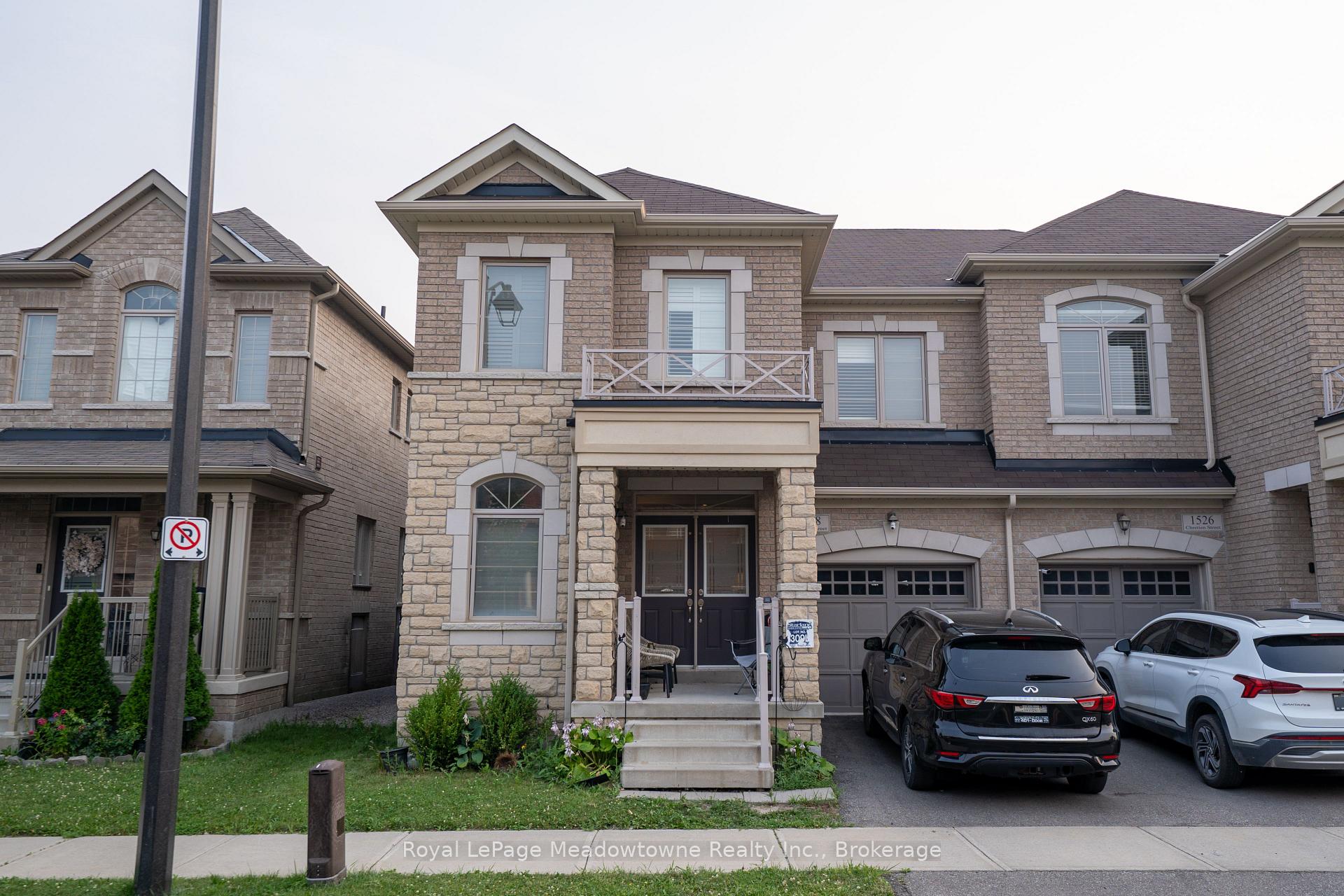 1528 Chretien Street, Milton, ON, exterior