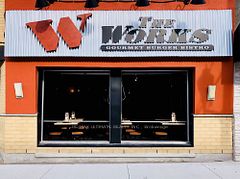 92 King Street S, Waterloo, ON, exterior