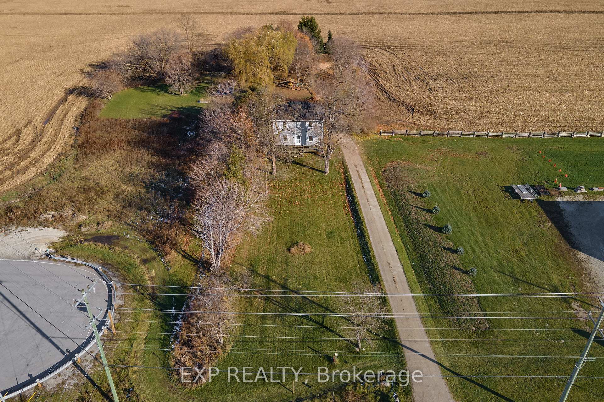 8184 26 Highway, Clearview, ON, exterior