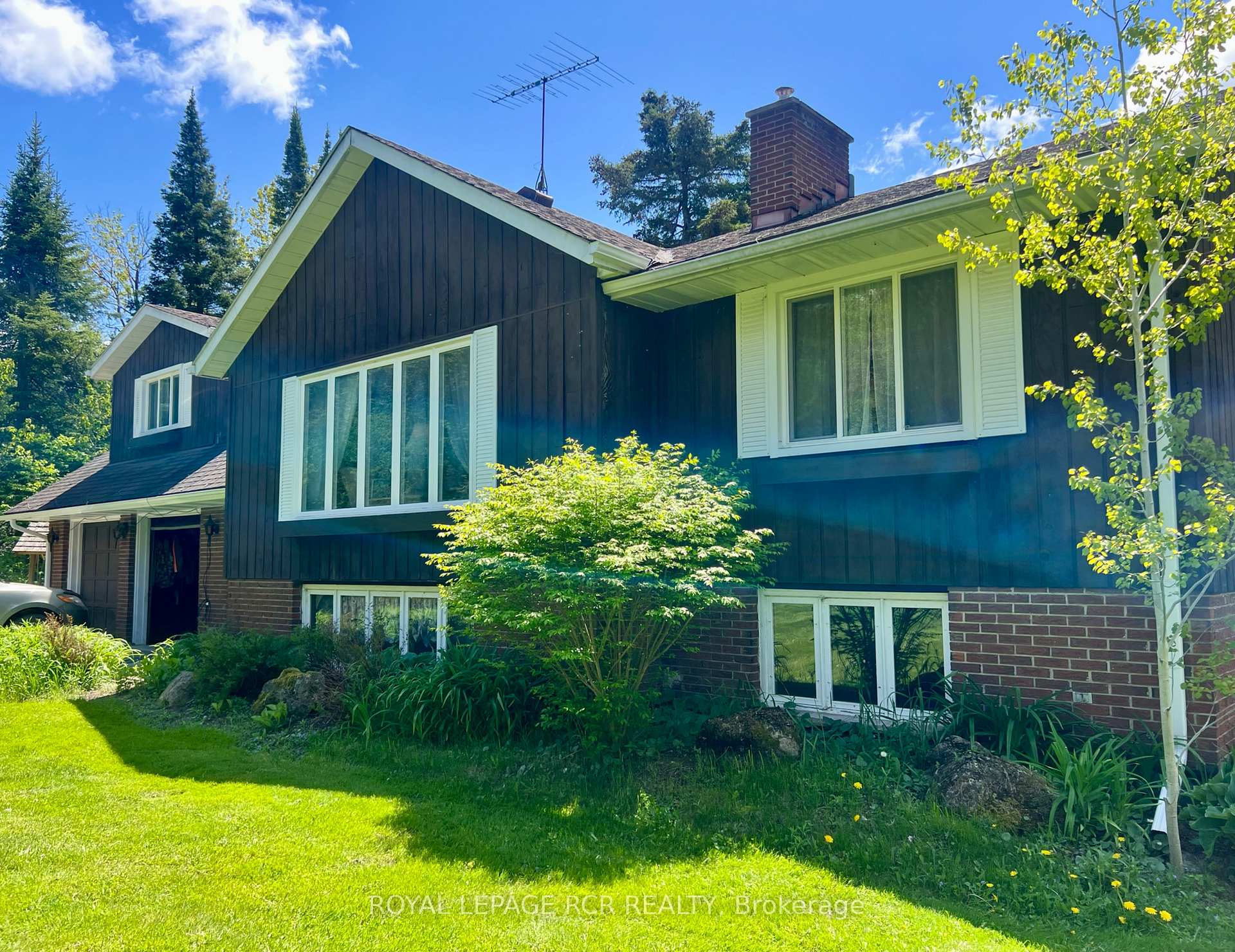 431438 19th Line, East Garafraxa, ON, exterior