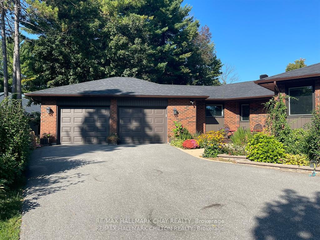 16 Highland Drive, Oro-Medonte, ON, exterior