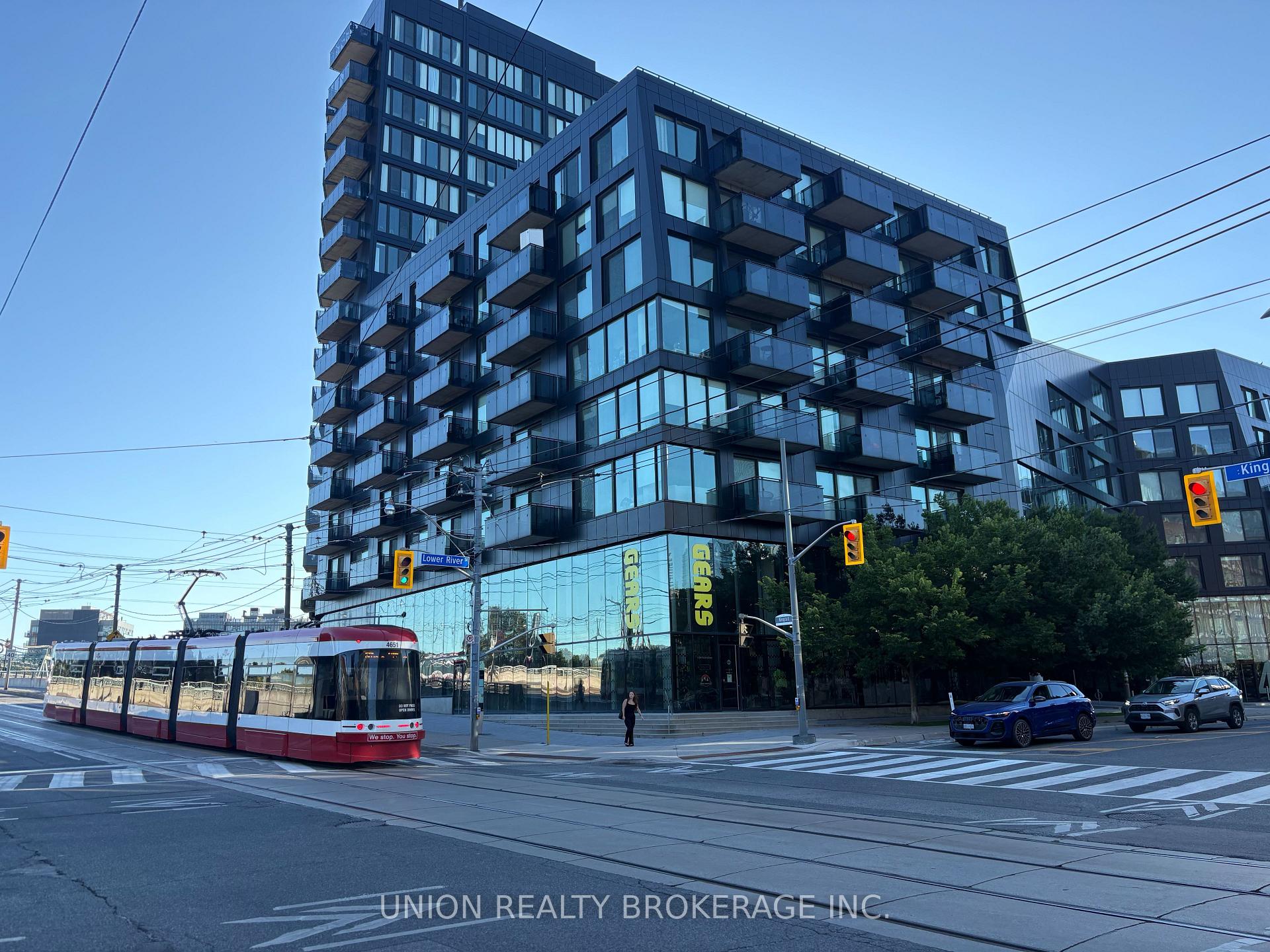 902 - 51 Trolley Crescent, Toronto C08, ON, exterior