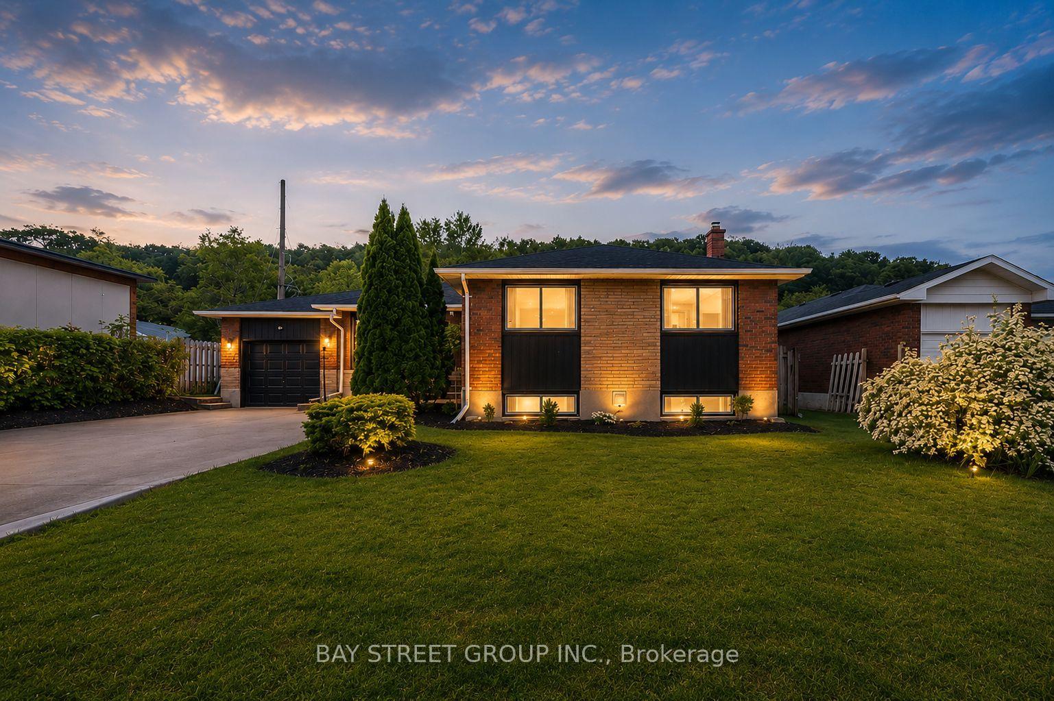 8 GLENBARR Road, St. Catharines, ON, exterior