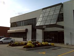 209 - 30 East Beaver Creek Road, Richmond Hill, ON, exterior