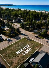 3097 Mosley Street, Wasaga Beach, ON, exterior