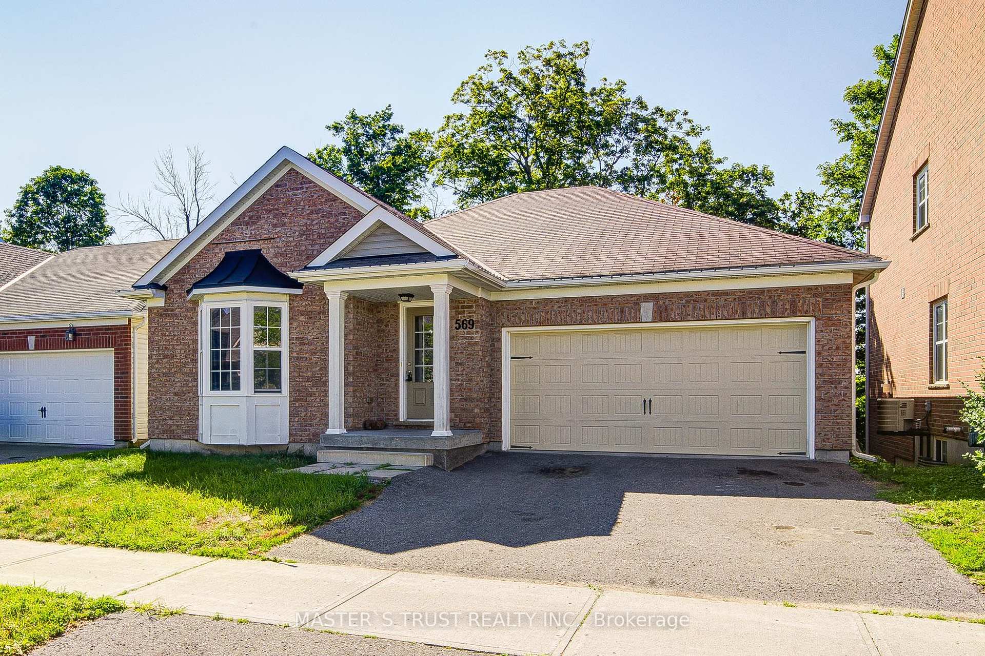 569 Grange Way, Peterborough, ON, exterior