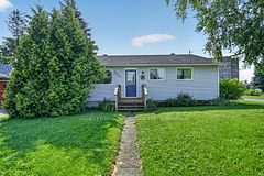 2257 Dundas Street, Edwardsburgh/Cardinal, ON, exterior