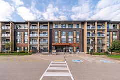 302 - 25 Kay Crescent, Guelph, ON, exterior