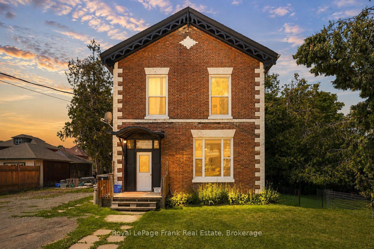 25 Mill Street, Kawartha Lakes, ON, exterior