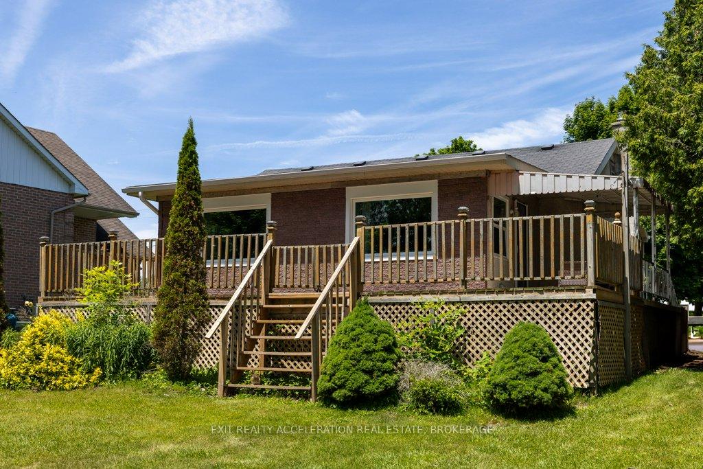 84 Main Street, Deseronto, ON, exterior
