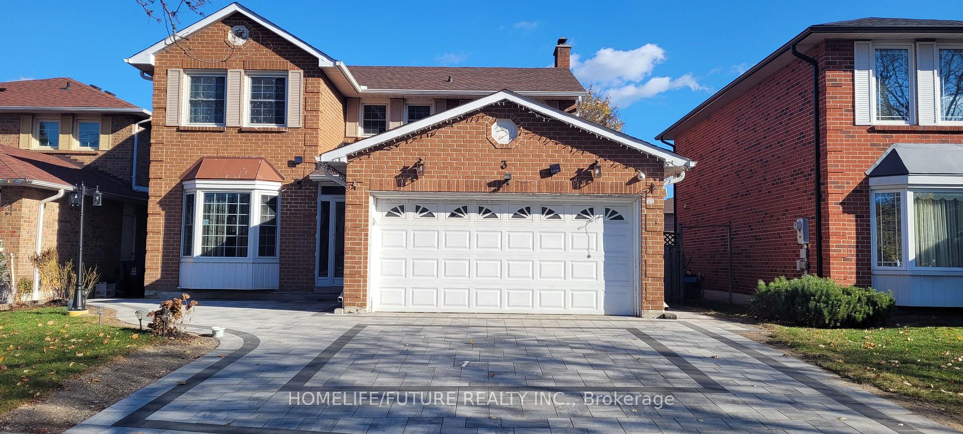 BSMT - 3 Parade Square, Toronto E10, ON, exterior