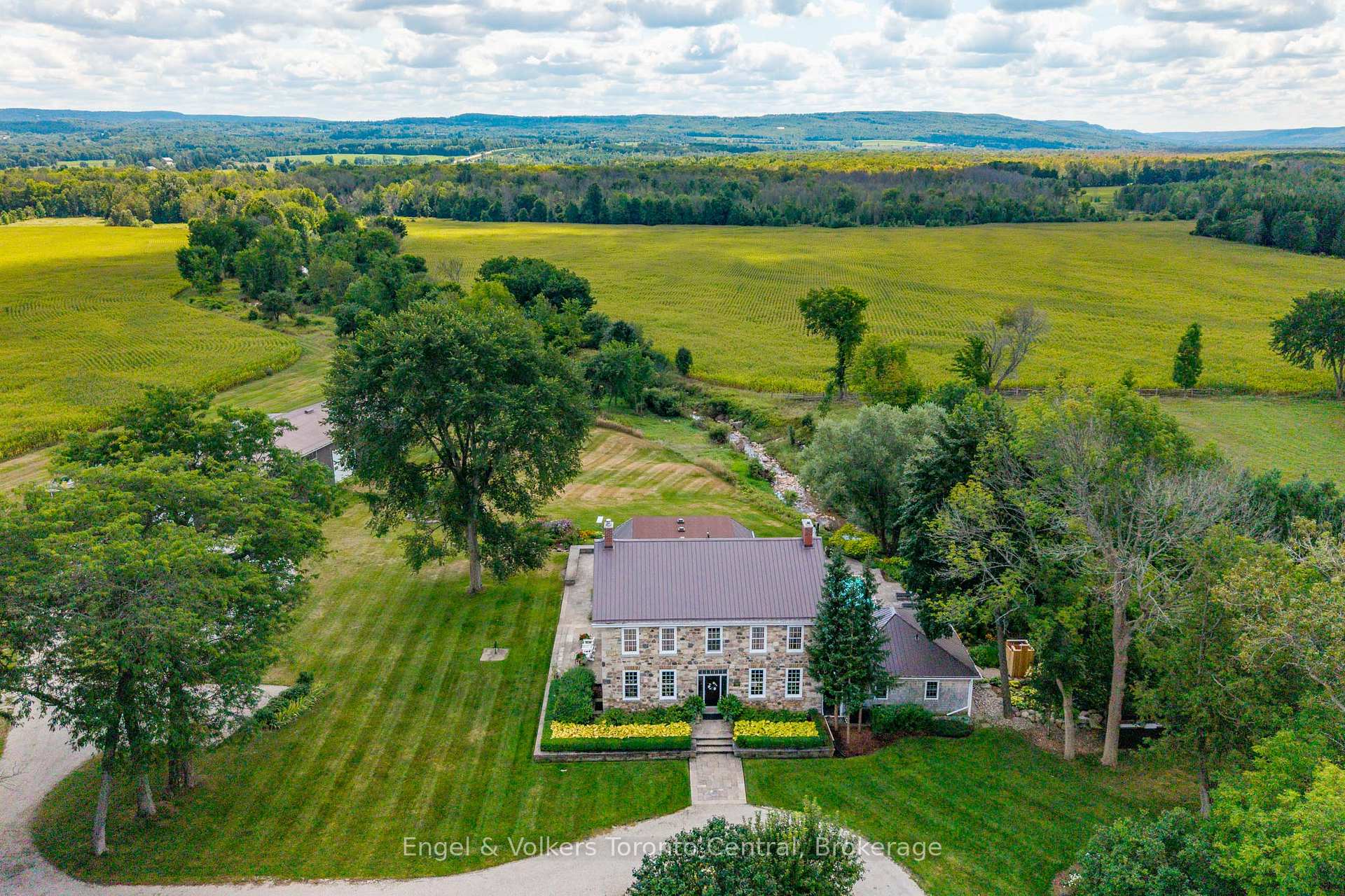 727070 Side Rd 22C Side Road W, Grey Highlands, ON, exterior