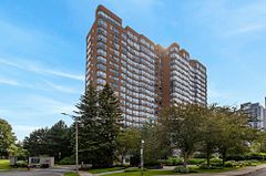 1406 - 1276 Maple Crossing Boulevard, Burlington, ON, exterior