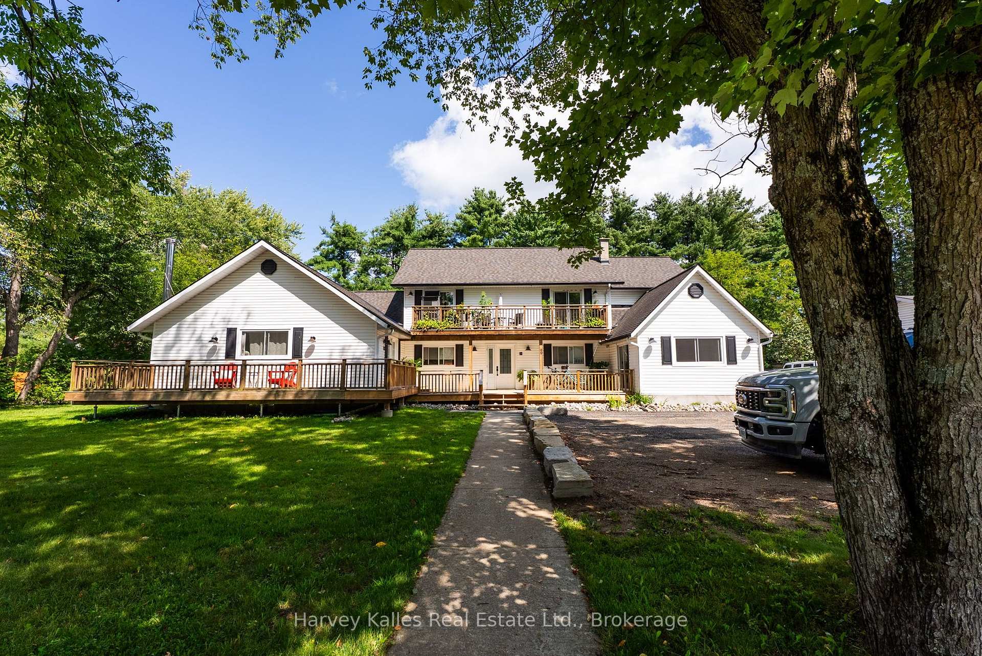 99 Spencer Street, Bracebridge, ON, exterior