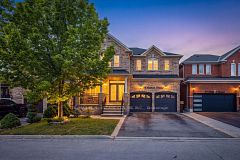 54 Lockburn Crescent, Brampton, ON, exterior