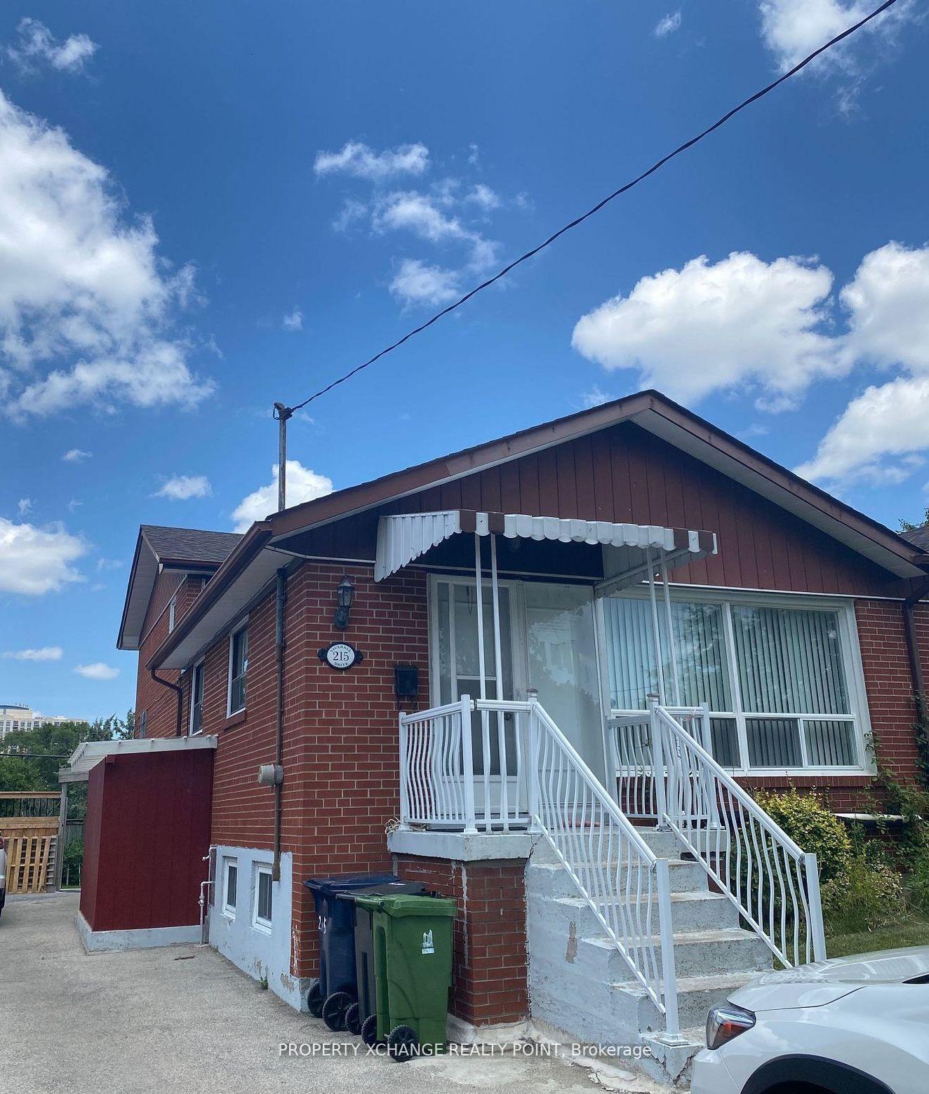 215 Vauxhall Drive, Toronto E04, ON, exterior