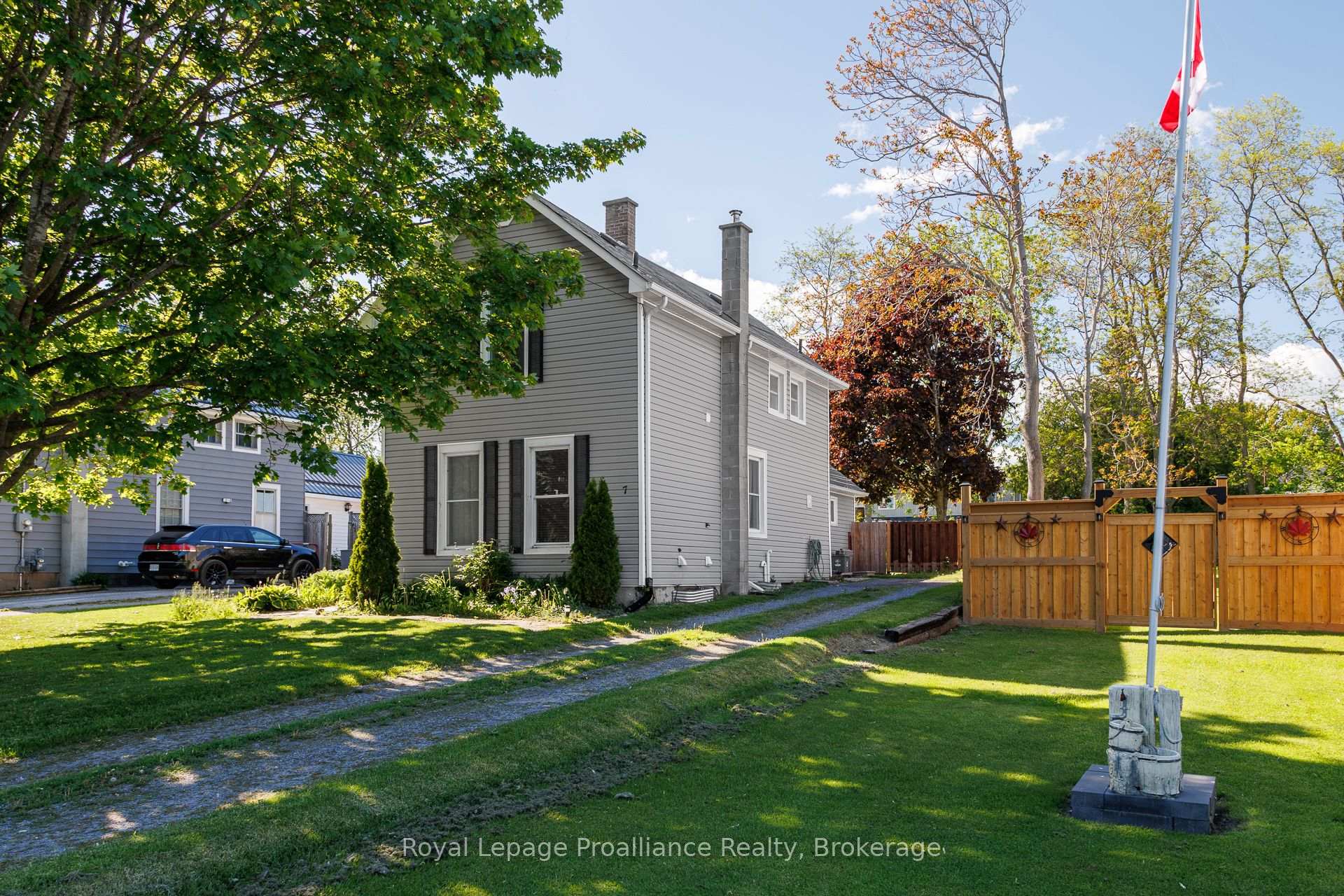 7 Simmons Street, Cramahe, ON, exterior